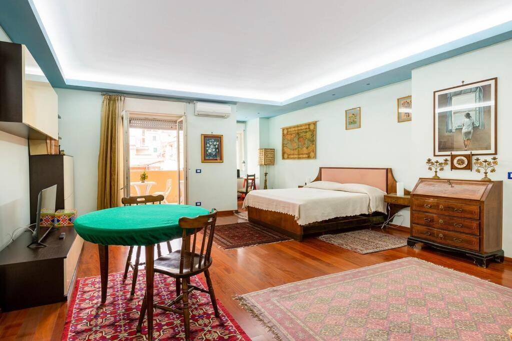 Old Style - Boutique With Terrace In Center Apartamento